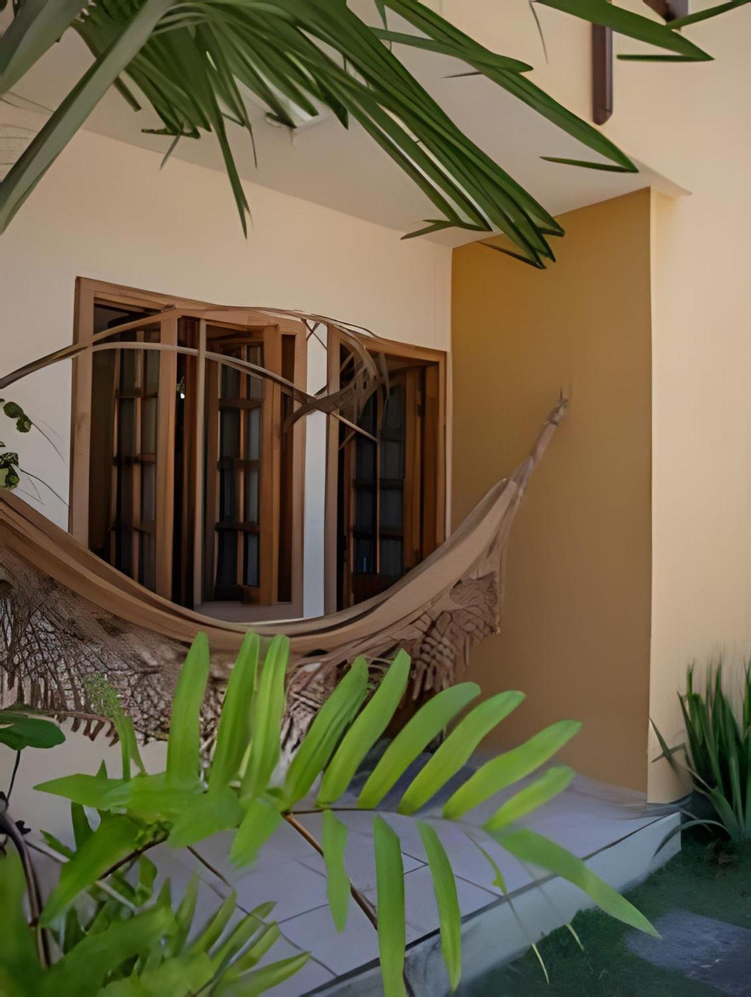 Em Frente A Praia De Taperapuan; Piscina; 1 Quarto; Wifi 300 Mbs; Estacionamento Gratuito 1 Veiculo Порту-Сегуру Экстерьер фото