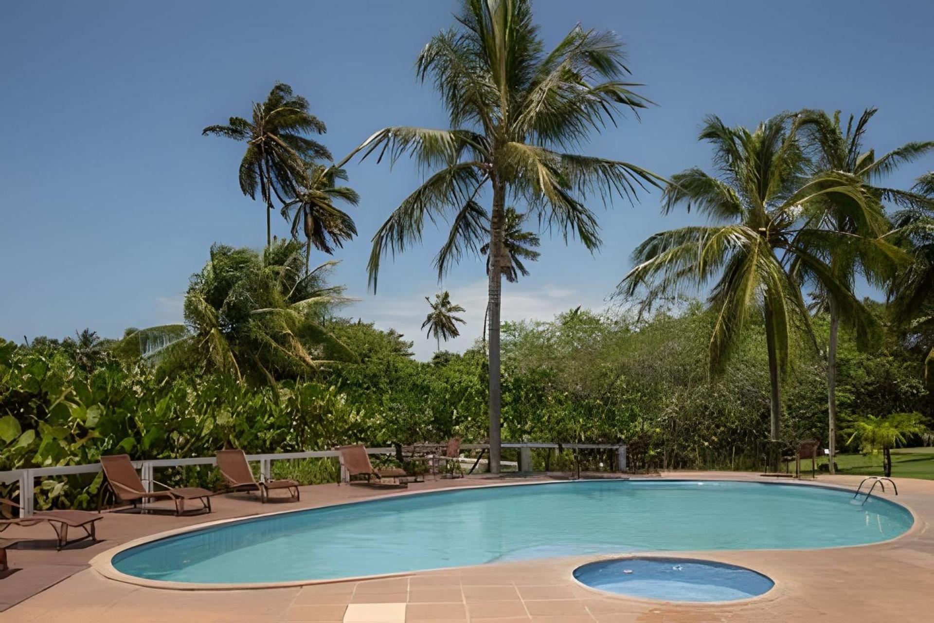 Em Frente A Praia De Taperapuan; Piscina; 1 Quarto; Wifi 300 Mbs; Estacionamento Gratuito 1 Veiculo Порту-Сегуру Экстерьер фото